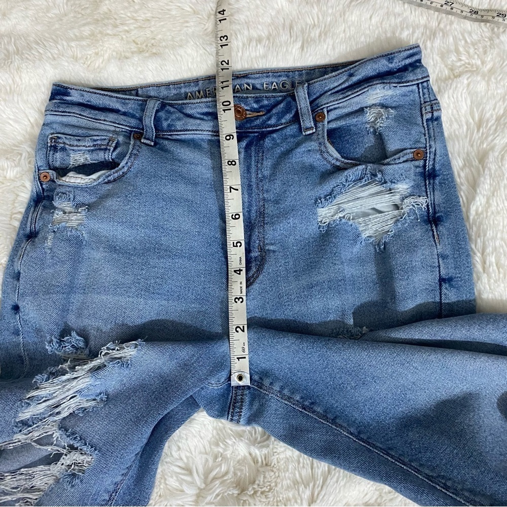 American Eagle Mom Jeans Distressed Stretch Size 6 - Picture 6 of 11